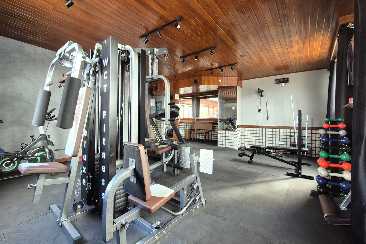 Fitness Center - Academia